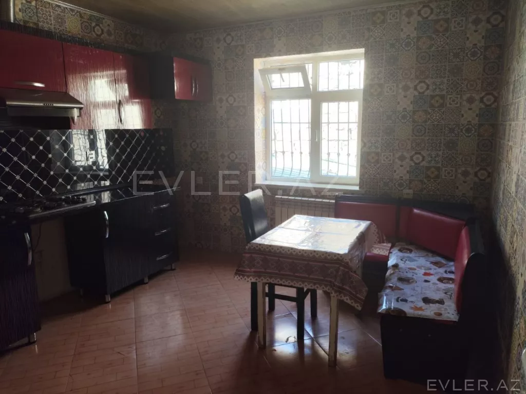 Satılır, həyət evi/villa