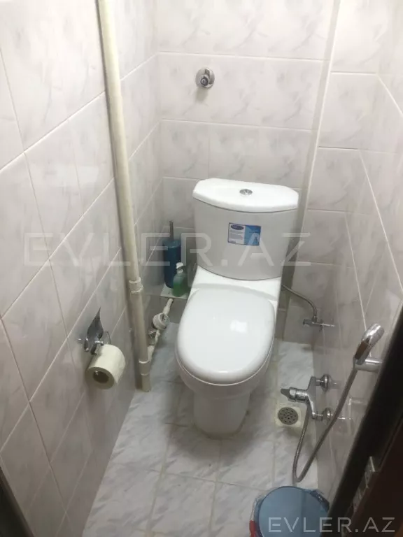 Satılır, köhnə tikili
