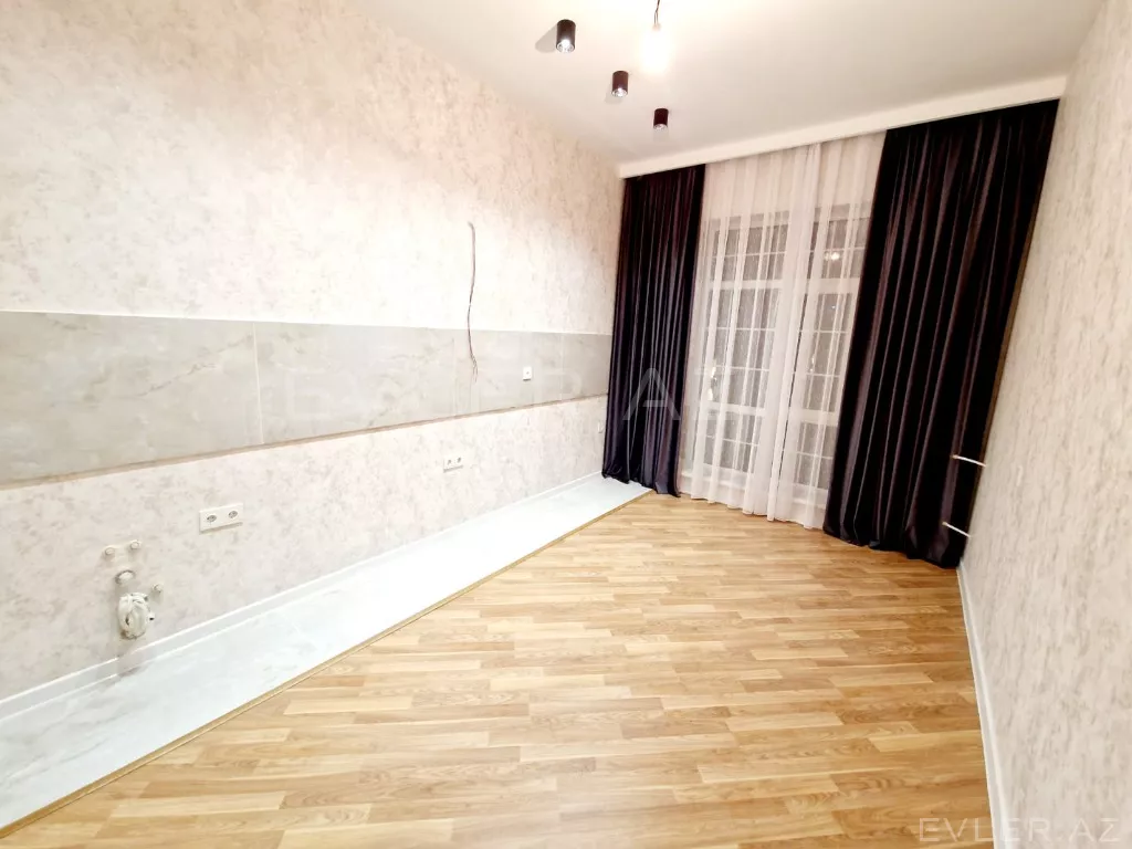Satılır, həyət evi/villa