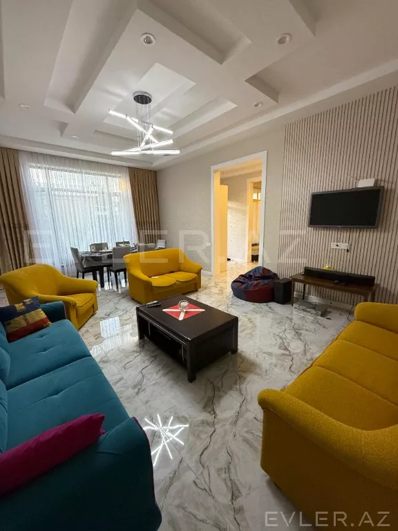 Aylıq, həyət evi/villa