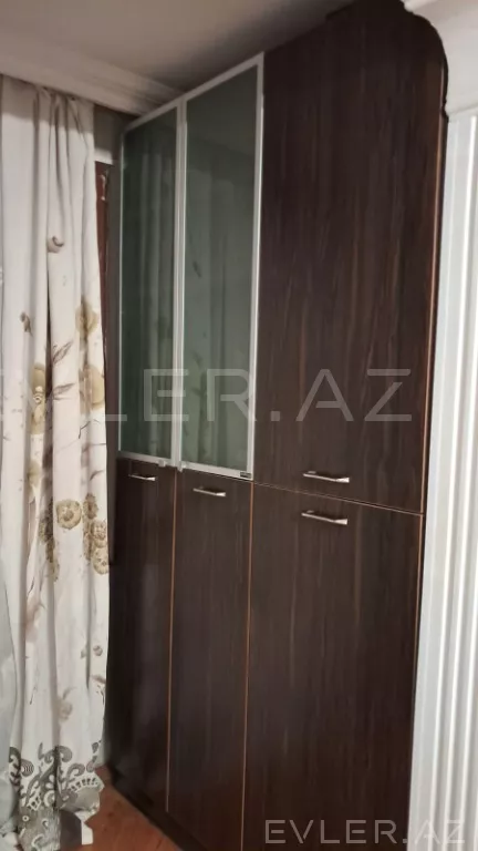Aylıq, köhnə tikili