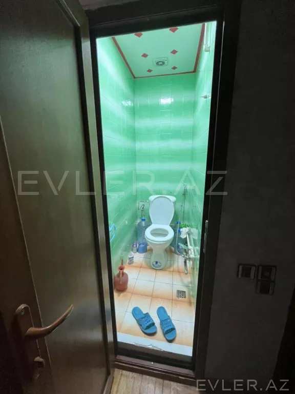 Satılır, köhnə tikili
