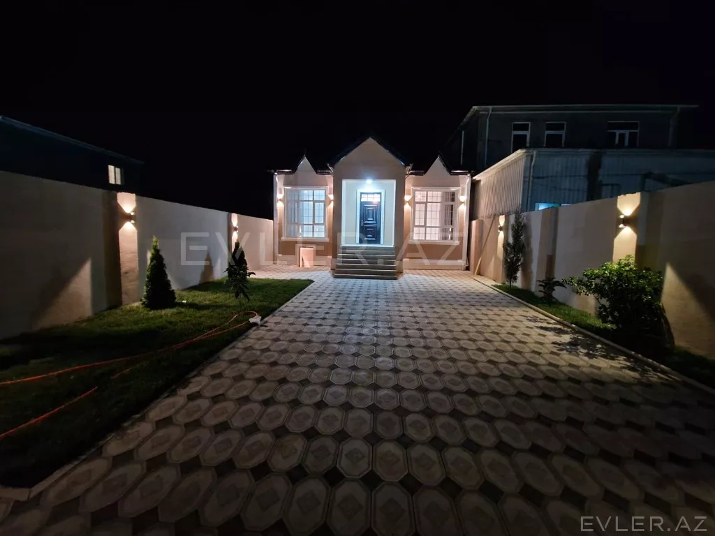 Satılır, həyət evi/villa