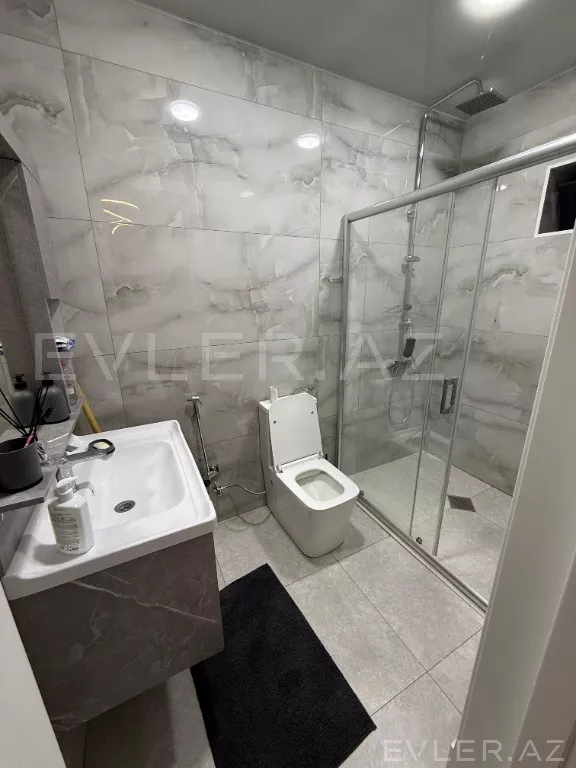 Aylıq, həyət evi/villa