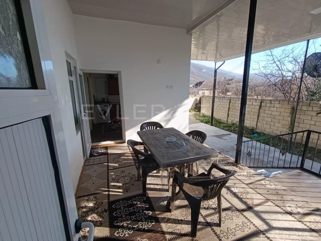 Günlük, bağ evi