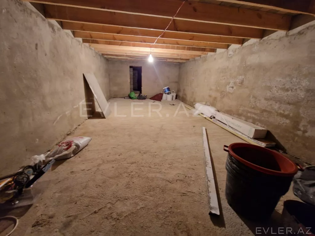 Satılır, həyət evi/villa