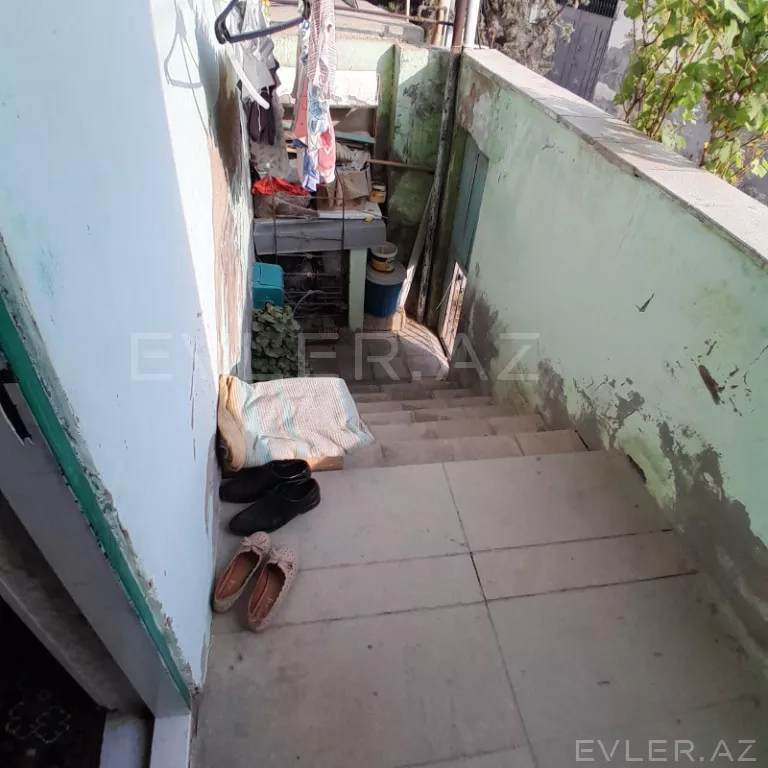 Satılır, həyət evi/villa